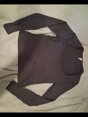 H&M Black Long-Sleeve Square Neck